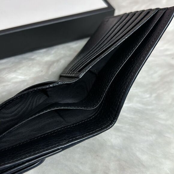 💯Authentic Gucci Compact Leather Wallet🍀 - Picture 11 of 11